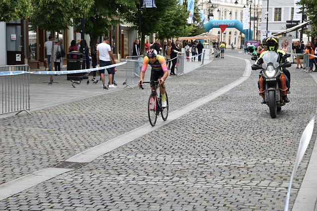 速度和精准 速度和精准